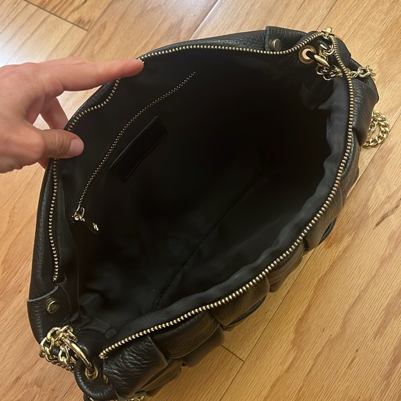 Valentina Fiore Black Woven Leather Gold Studded Handbag Gold Chain Strap bag - Picture 14 of 16